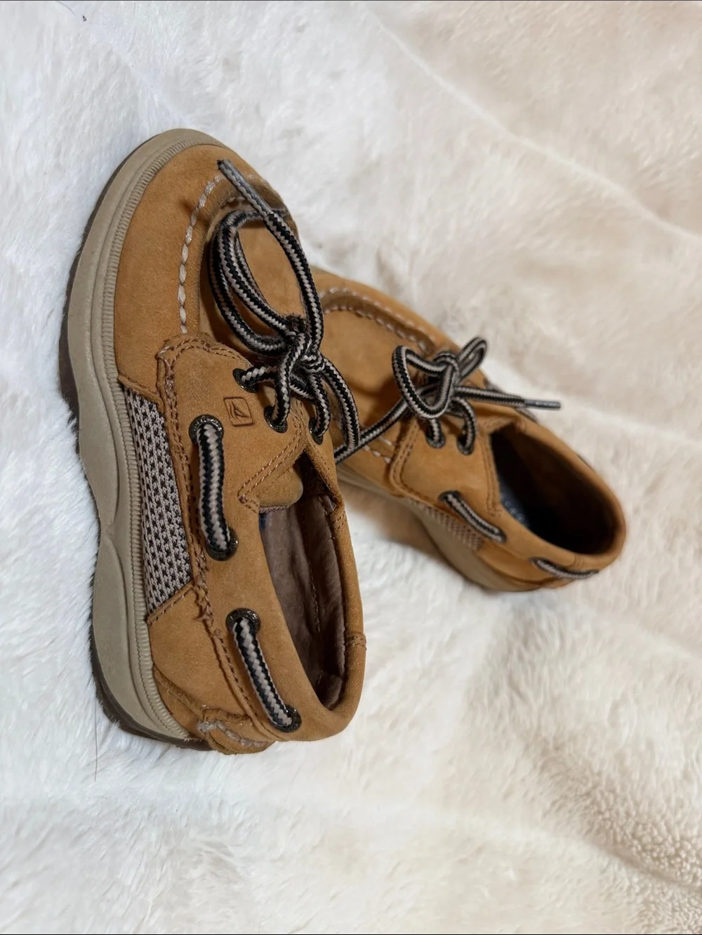 Sperry Kids Suede Moccasins in Tan with Contrast Laces